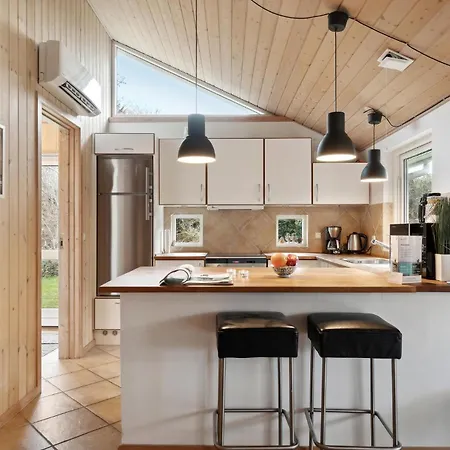 Lovely In With Kitchen *