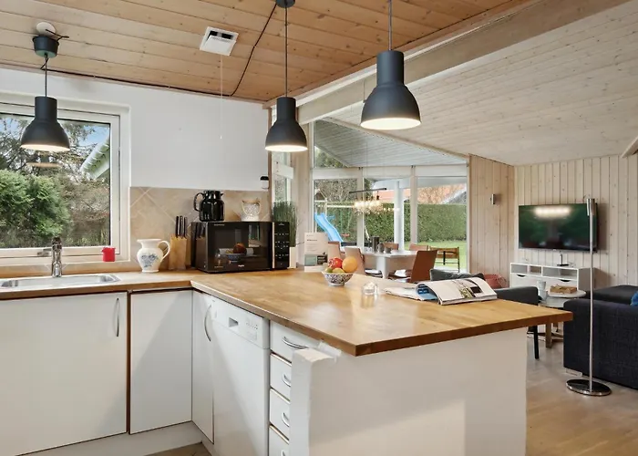 Lovely In With Kitchen Vejby